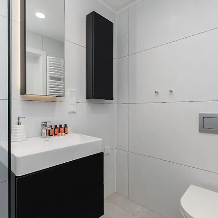 Modern Shellter Beachside By Renters Rogowo (Gryfice)