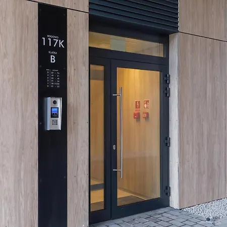 Apartment Modern Shellter Beachside By Renters