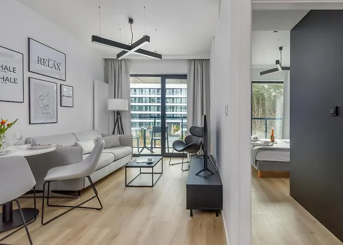 Modern Shellter Beachside By Renters Apartman Rogowo