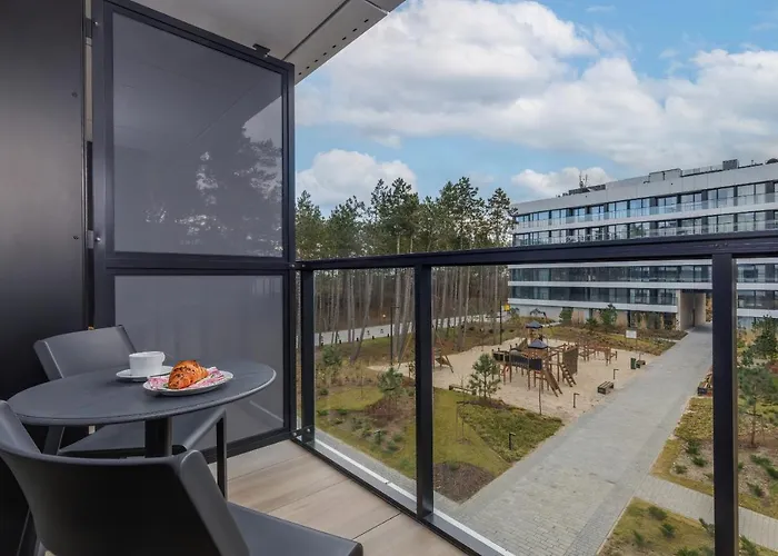 Apartman Modern Shellter Beachside By Renters Rogowo