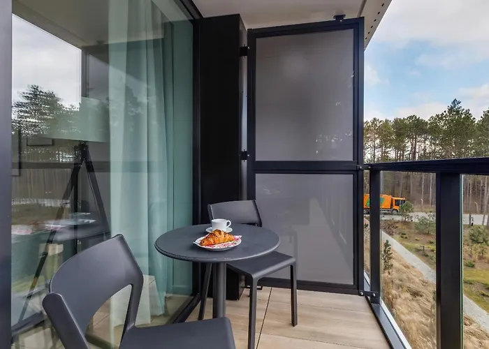 Modern Shellter Beachside By Renters Rogowo