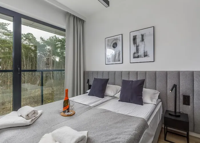 Modern Shellter Beachside By Renters *